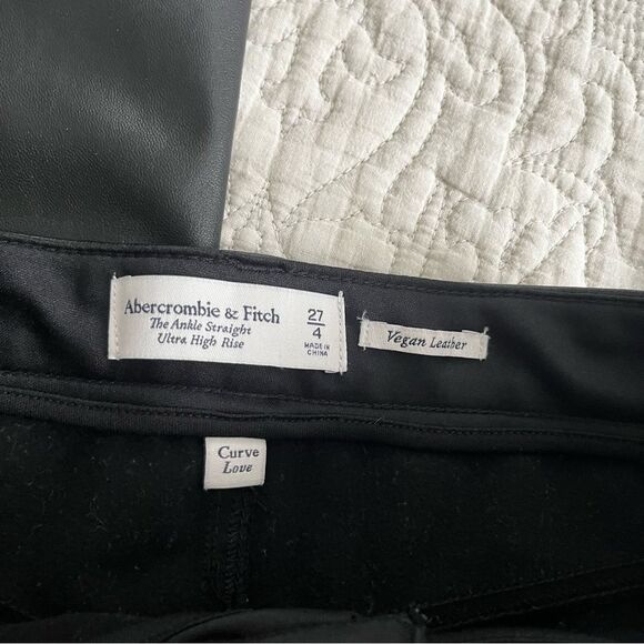 Abercrombie and fitch black 90s straight vegan leather pants size 27/4s - Picture 3 of 4